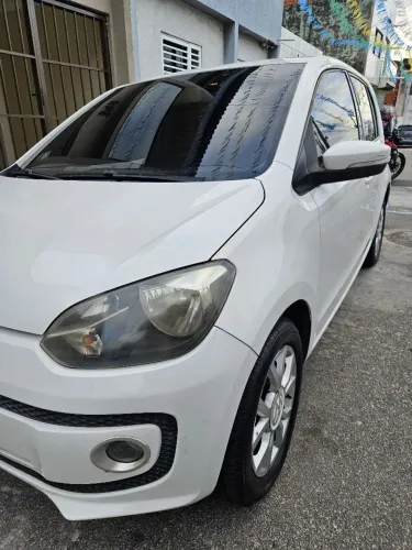 Volkswagen Up! High 1.0 Total Flex 12V 5P 2015