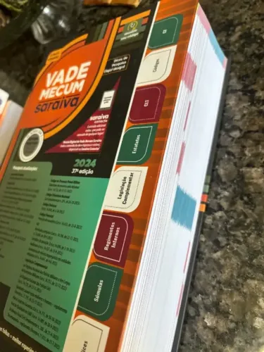 Vade Mecum Saraiva 2024 - 37ª Edição - Estado de Novo!