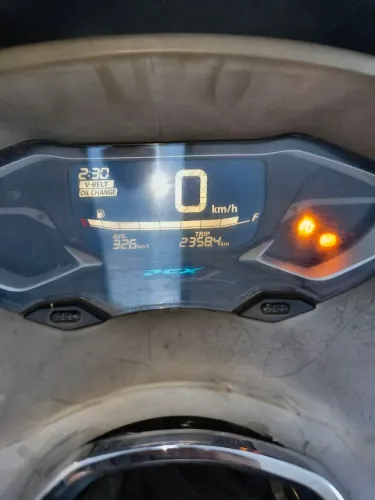 Honda PCX 160 ABS 2023 - Econômica, Revisada e Muito Conservada