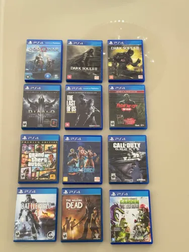 Lote Jogos PS4 Originais - Estado de Novo | Dark Souls, GTA V, God of War + Raros