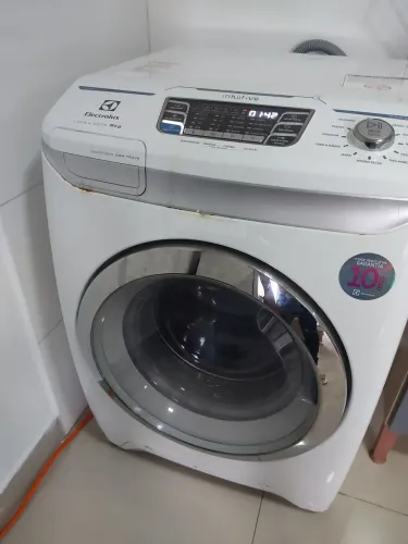 Lava e seca Electrolux 9kg