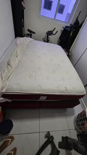 COLCHÃO QUEEN ORTOBOM DIAMOND VISCO P52 - SEMI NOVO