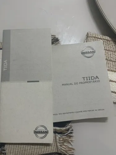 Manual do Nissan Tiida