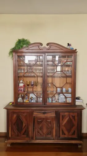 Cristaleira antiquidade