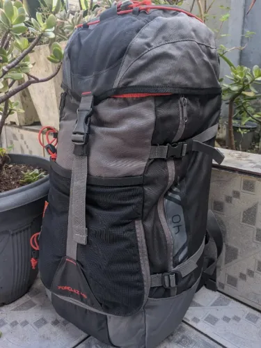 Mochila quechua arpenaz 40L seminova trilha trekking montanha viagem acampamento camping