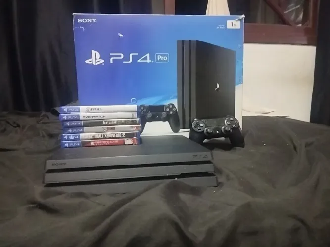 PLAYSTATION 4 PRO