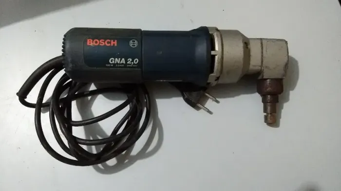 Tesoura de punção Bosch GNA 2,0 Profissional