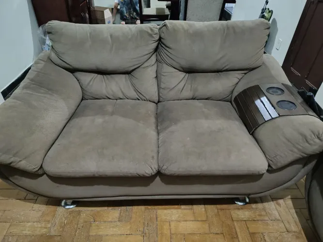 Sofá 2 lugares