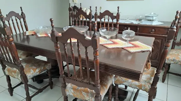 Jogo de sala de jantar completa