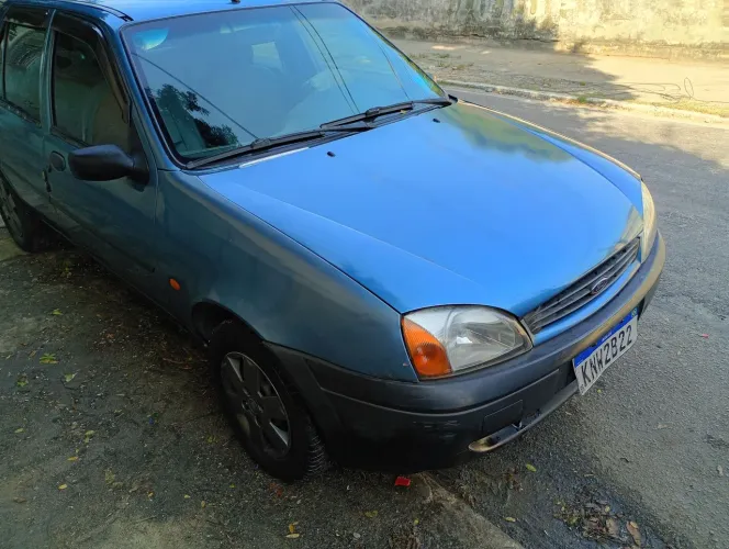 Ford Fiesta GL 1.0 5P 2000