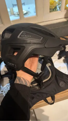 capacete oakley drt3