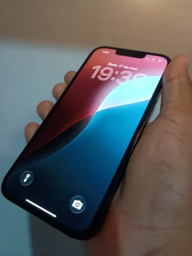 iPhone 13