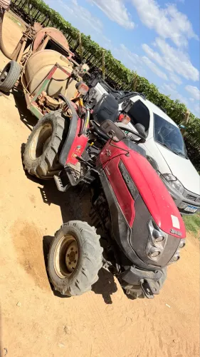 Trator Solis 26 4x4
