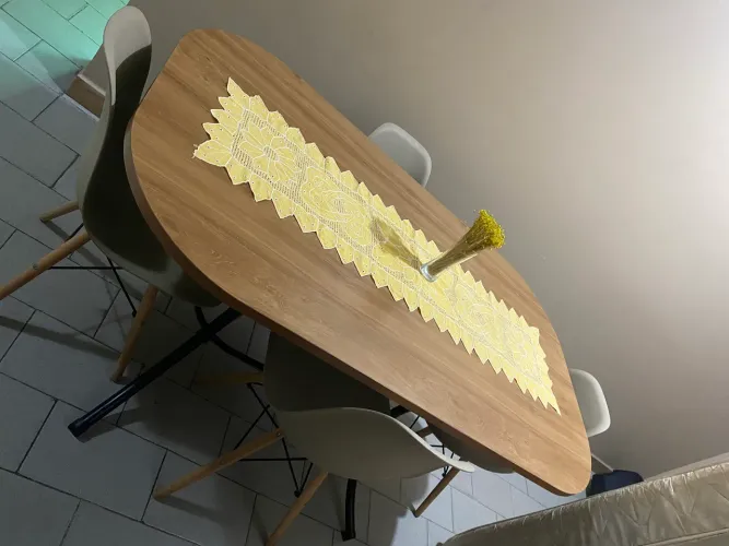 Mesa + 4 cadeiras