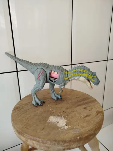Albertossauro Jurassic world dinossauro Mattel
