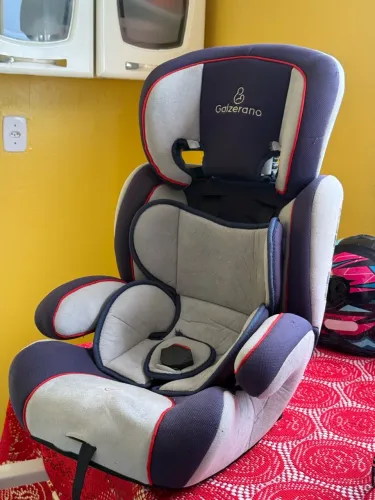 Cadeirinha de bebê - carro