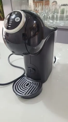 Cafeteira Dolce Gusto Genio S Plus DGS6 da Arno 127v