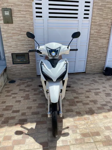 Vende-se Moto Modelo Rio 2025/125 Completa