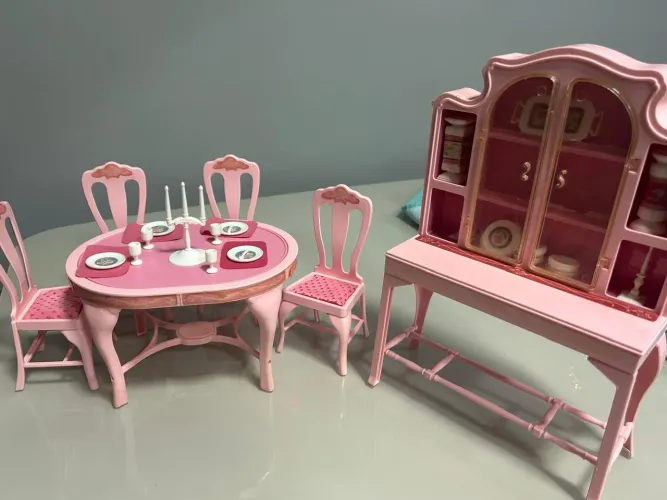 Sala de jantar barbie anos 90