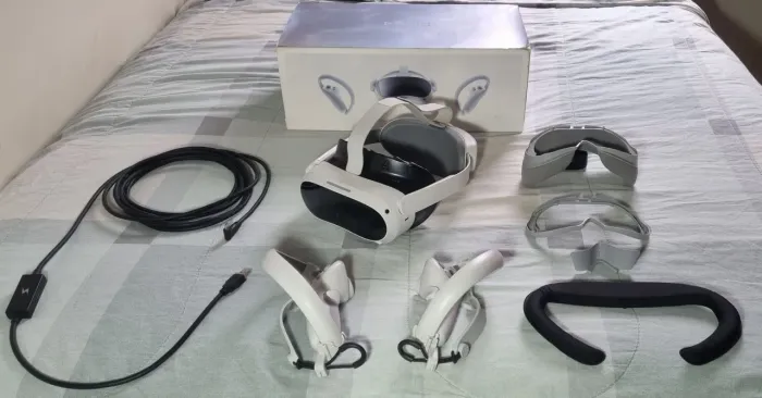 VR PICO 4 128GB Global + Acessórios AMVR e Cabo Link 5m