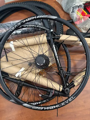 Bicicleta aro 17 zerada 