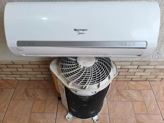 Ar condicionado quente e frio, instalação com material incluso