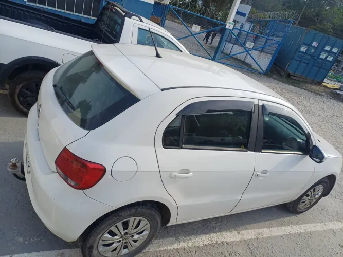 Volkswagen Gol (novo) 1.0 MI Total Flex 8V 4P 2014