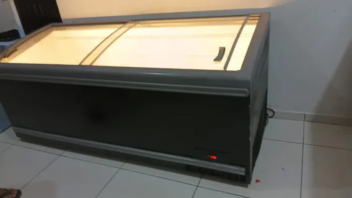 Freezer horizontal Fricon - ilha 
