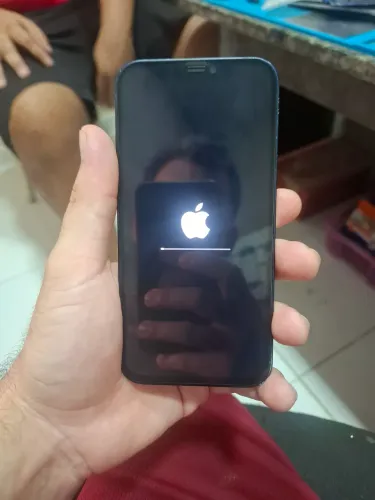 Iphone 12 muito top só pegar e Usar 