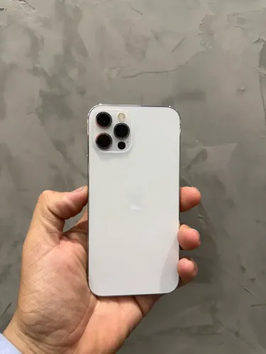 iPhone 12 Pro para pessoas exigentes