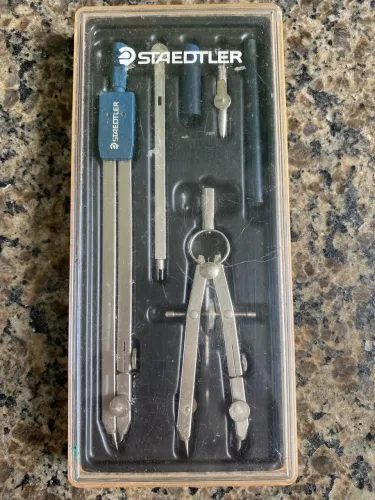 Conjunto Staedtler - compasso técnico.