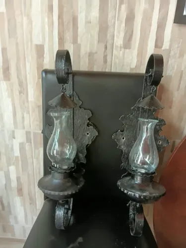 Vendo - Conjunto de 2 Arandelas de Parede Antigas - Valor: R$ 250,00