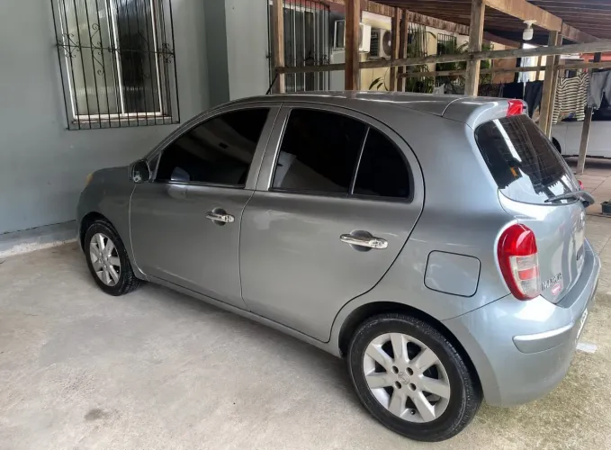 Nissan March S 1.0 16V Flex Fuel 5P 2012