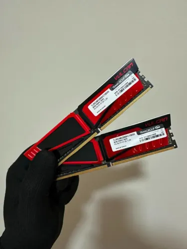 16GB RAM (2X8) 2666MHz DDR4 VULCAN