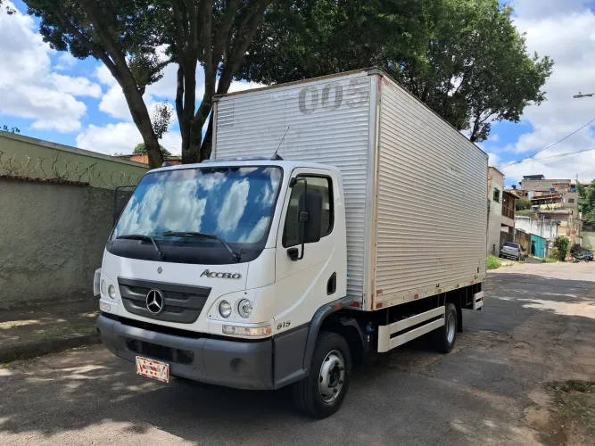 Mercedes-Benz Accelo 815