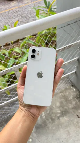 iPhone 12