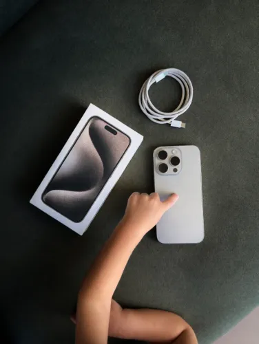 Iphone 15 pro 256g