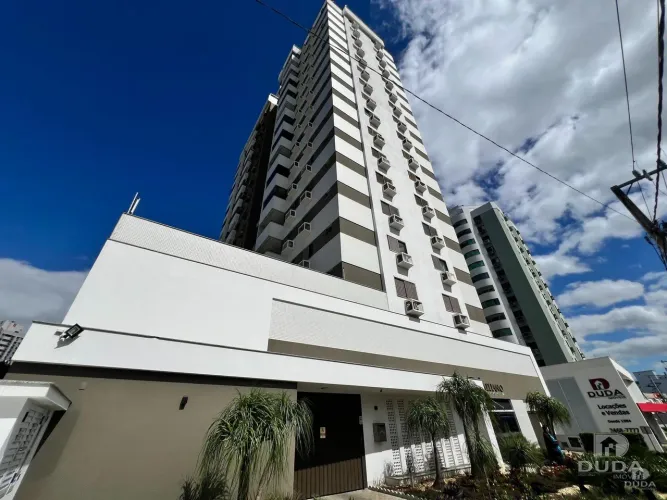 LINDO APARTAMENTO MOBILIADO COM 02 GARAGEM.
