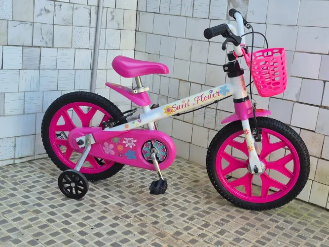 Bicicleta infantil aro 16 semi nova