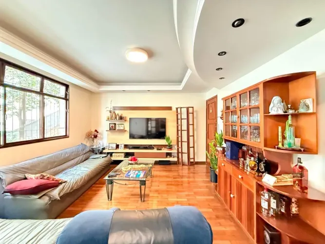 Apartamento de 4 quartos, à venda, no Sion