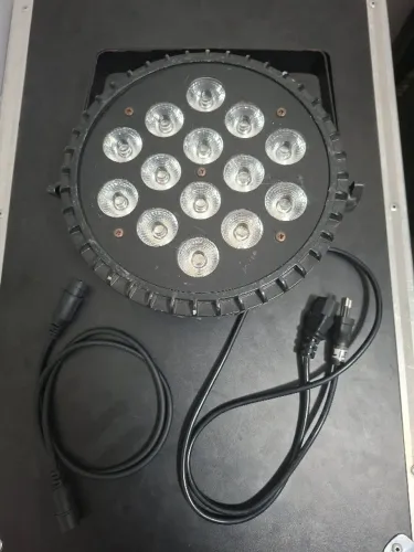 Refletor Par Led 14x15 Led Cree Rgbw+UV