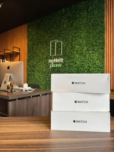 Apple Watch SE 2 - GPS + Cellular - Novo, Lacrado