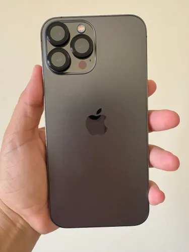 iPhone 13 Pro Max super conservado