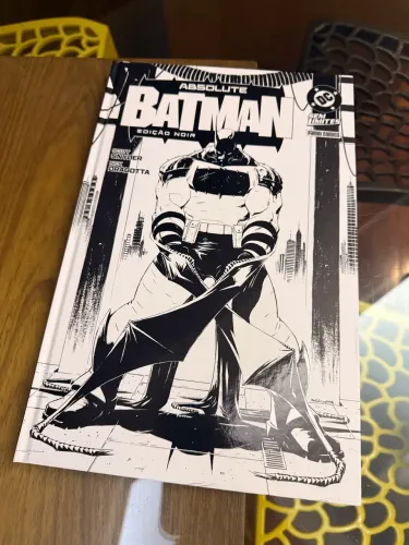 Absolute Batman 01 - Edição Noir (Exclusiva CCXP 25)