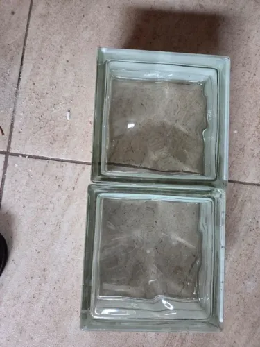 Tijolos de vidro R$20 Cada
