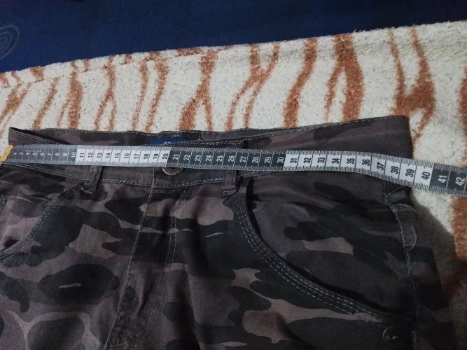 Calça Camuflada da Jhon Jhon Unissex 40
