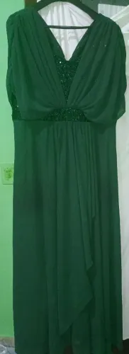 Vestido de lantejoula para cerimônia modelo Europeu                                       