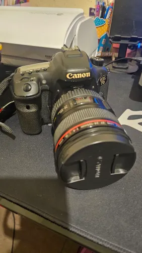 Canon 7D Mark II + lente 24-105 mm