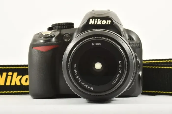 Nikon D3100 + 18-55mm VR | Sensor limpo + Firmware otimizado para vídeo