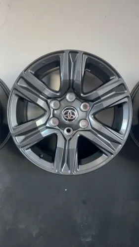 Rodas aro 17 hilux 2027 novas originais